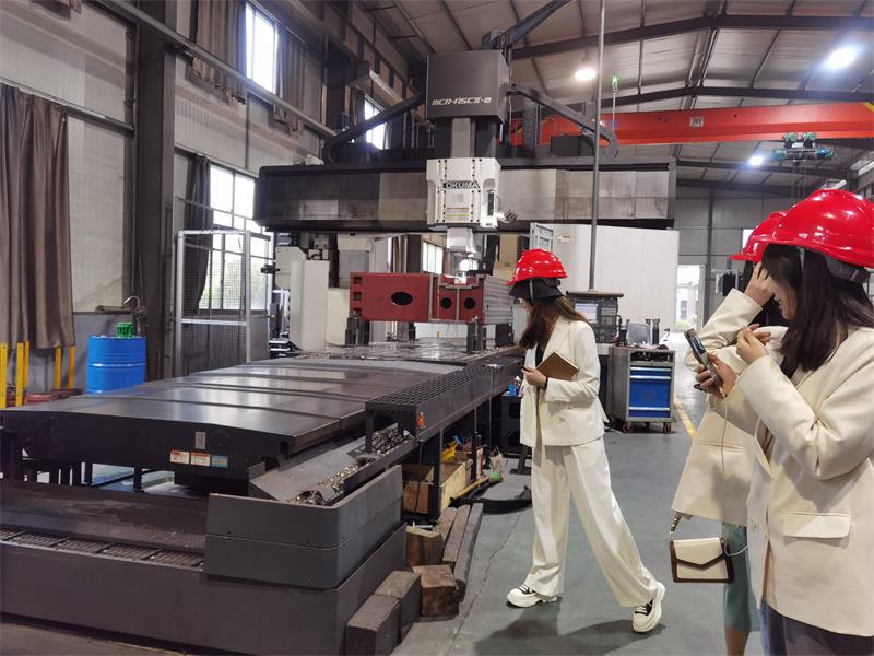 OTURN Gantry Type CNC Milling Machine (2)